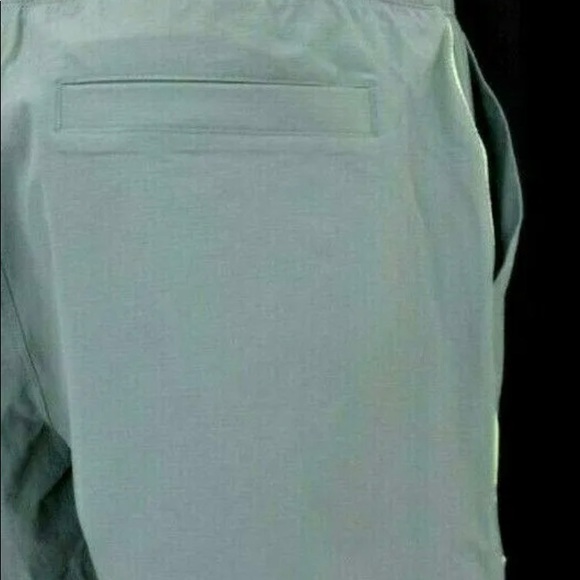 NWT GapFit  Olive green Shorts Dry Wicking 4Way stretch 4" Inseam Small - Picture 5 of 8